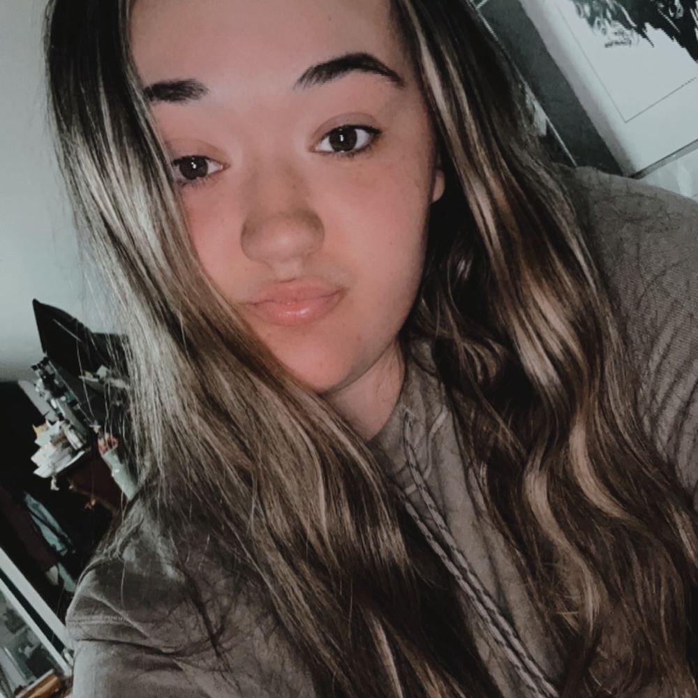 Meet your Posher, Katelyn